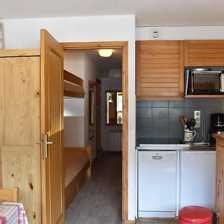 Appartement Méribel, 1 Pièce, 4 Personnes - Fr-1-180-14